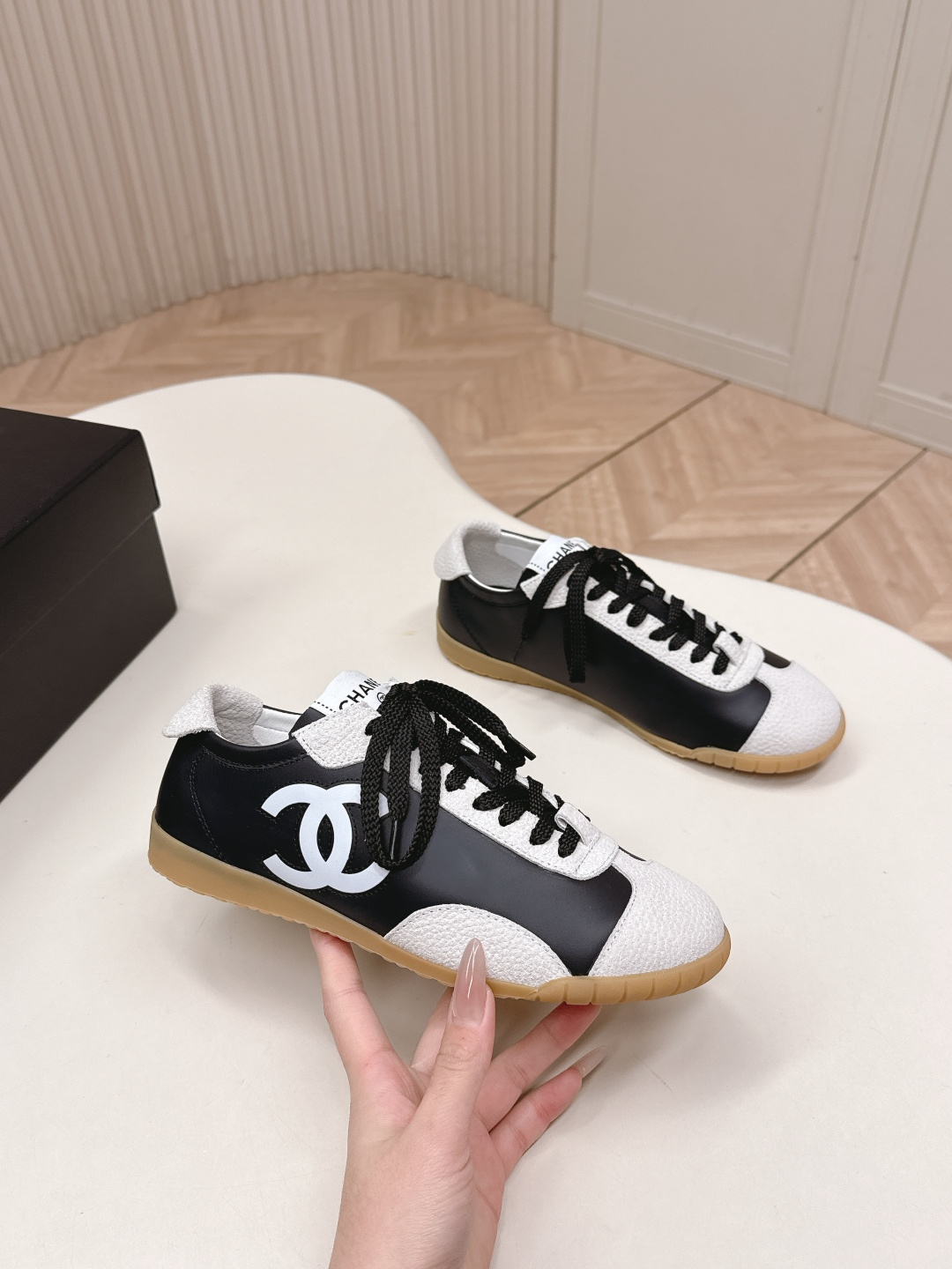 Women's high heels